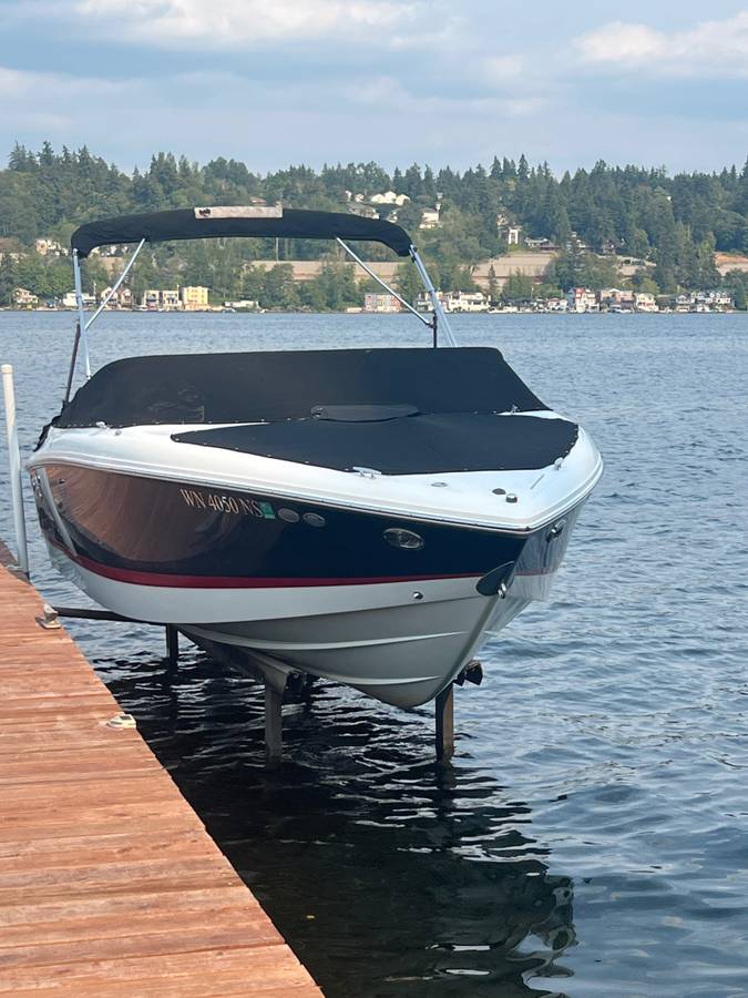 Cobalt 200 Bowrider Boat (20’) with trailer for sale in seattle