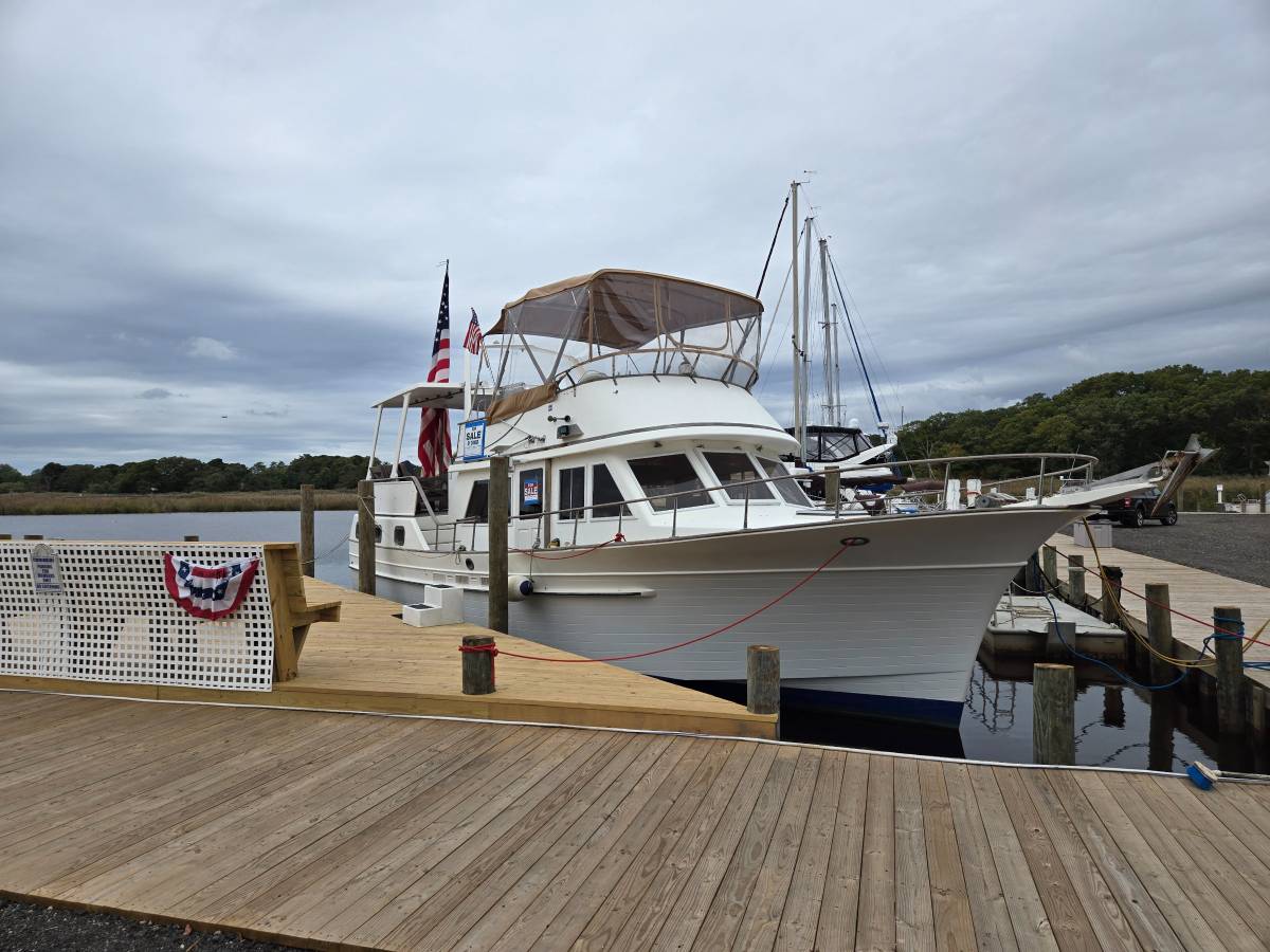 Albin Sundeck Trawler MUST GO! for sale in longisland