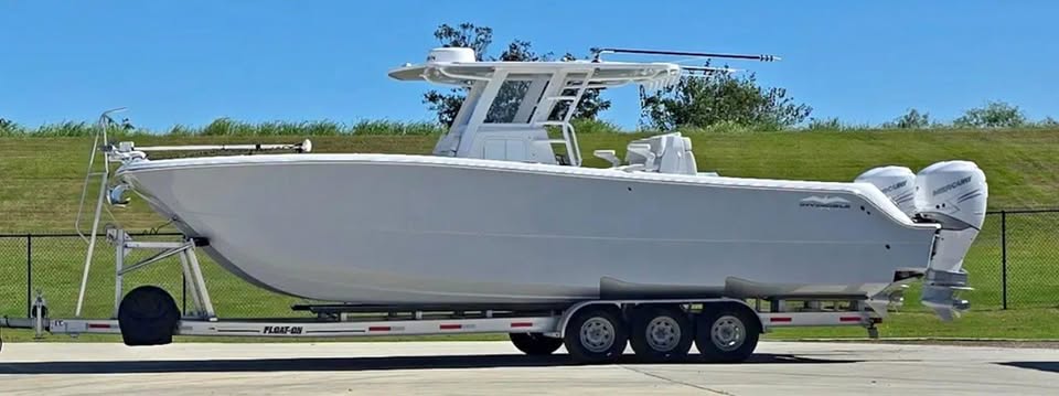 **DEAL ALERT** MAKE OFFER! 2022 Invincible Catamaran 33ft for sale in Mandeville, LA