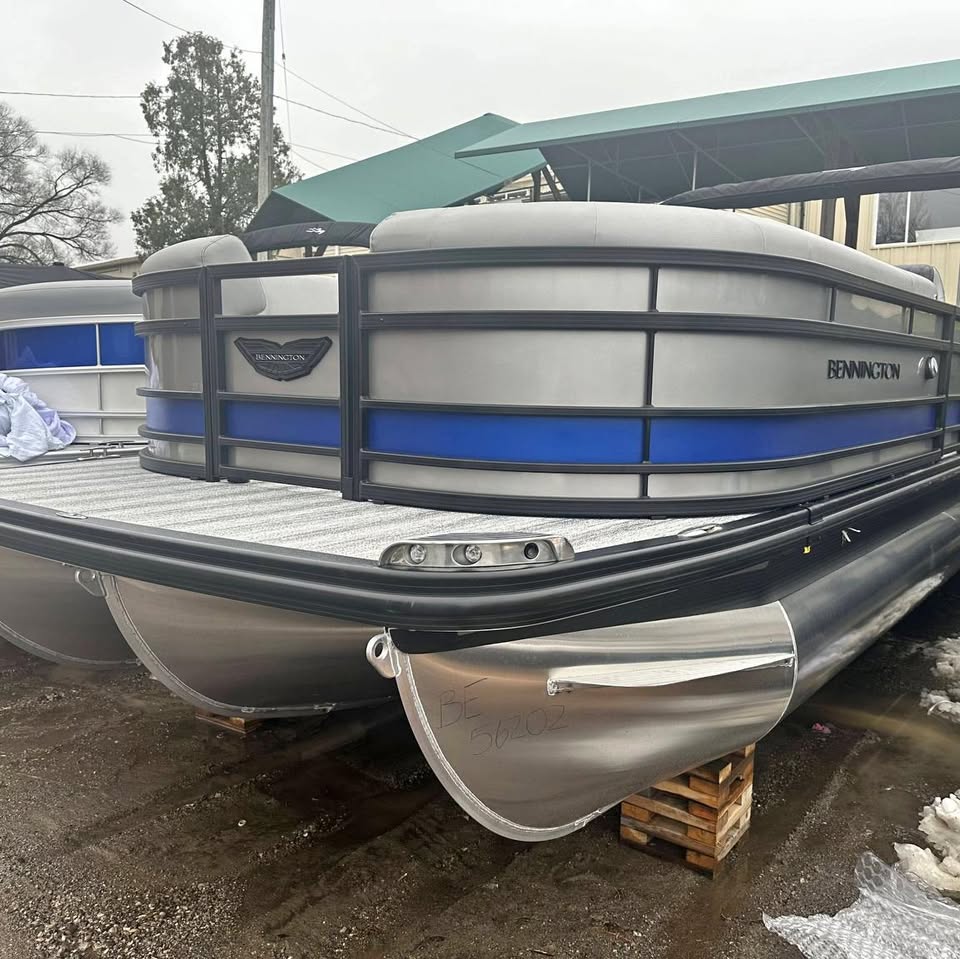 2025 Bennington 25RSBA Tritoon w/ 250Hp~Left-Over NEW Inventory~MUST GO! for sale in Howell, MI