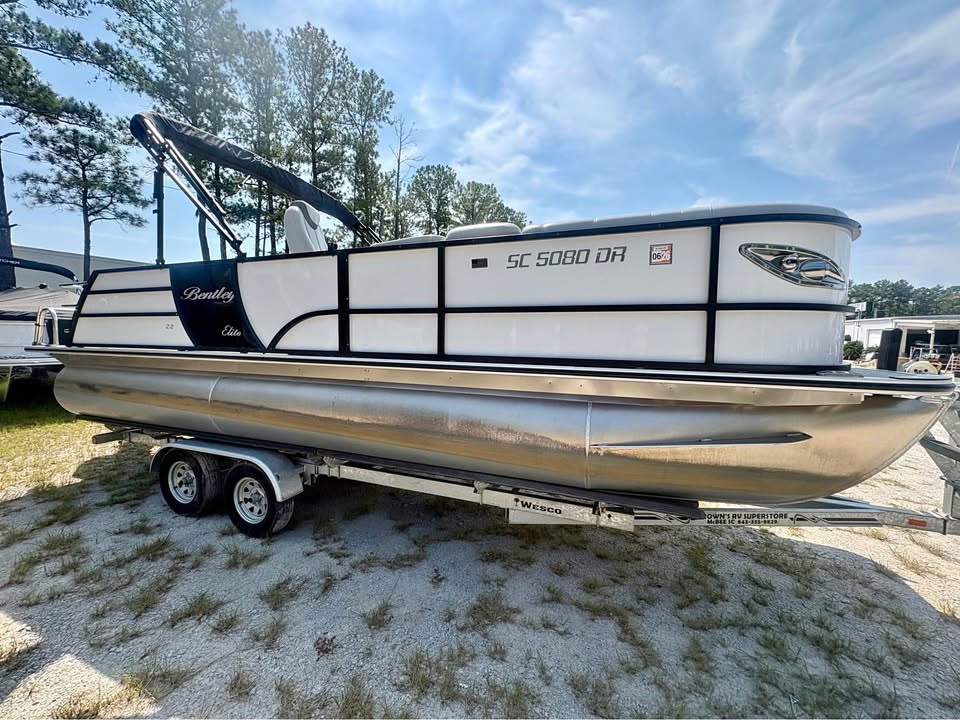 2021 Bentley 223 Elite Swingback for sale in Columbia, SC