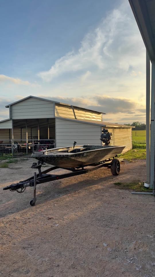 2002 Xpress xpress for sale in Damon, TX