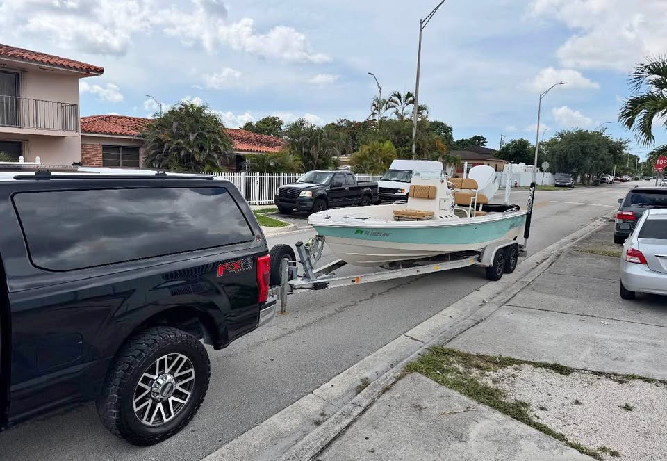 Boat Pathfinder Bay Boat for sale in Miami, FL