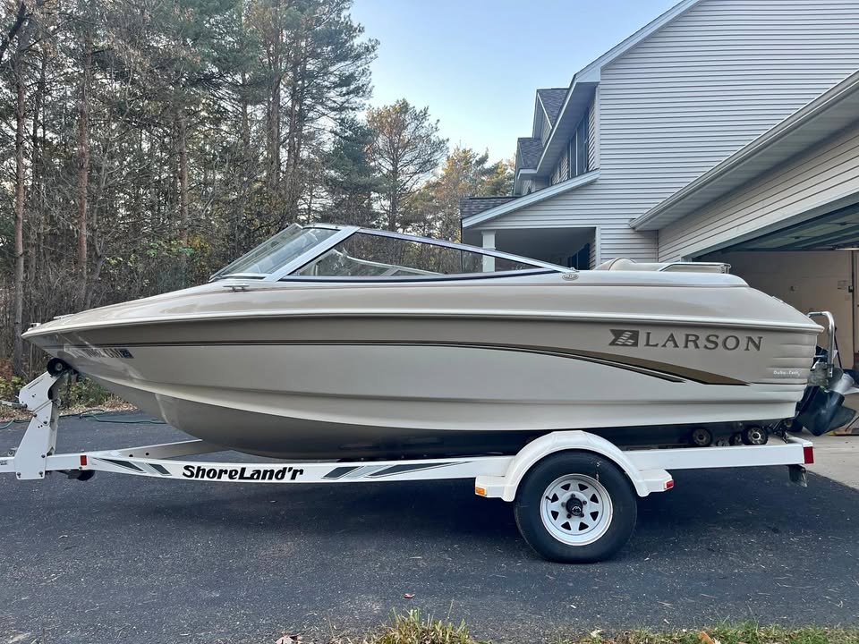 1995 Larson LXI 174 – 4.3L V6 for sale in Becker, MN