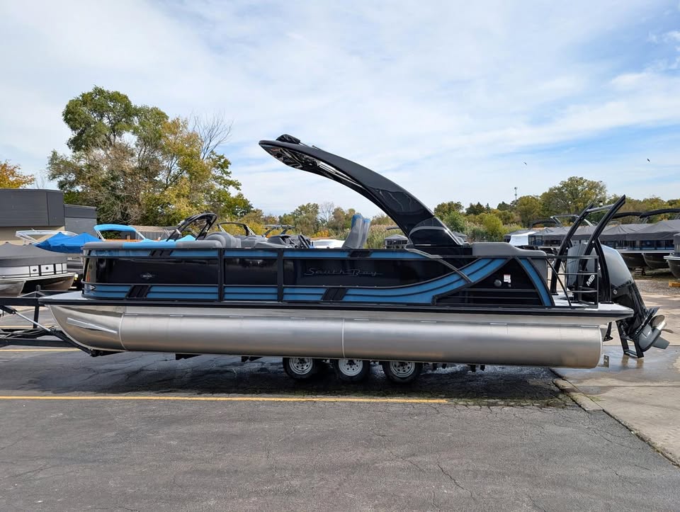 2027 South Bay 525 UL Arch 3.0 w/300HP for sale in Burlington, WI