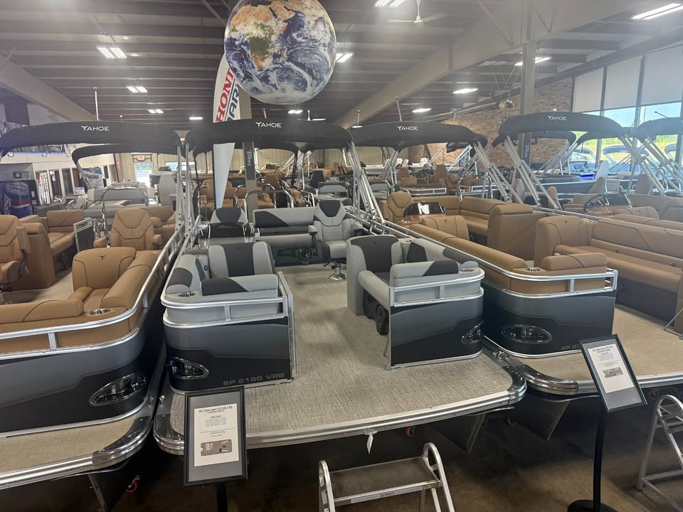 2027 Tahoe Sport 21' Swingback SS Pontoon for sale in Cedar, MN