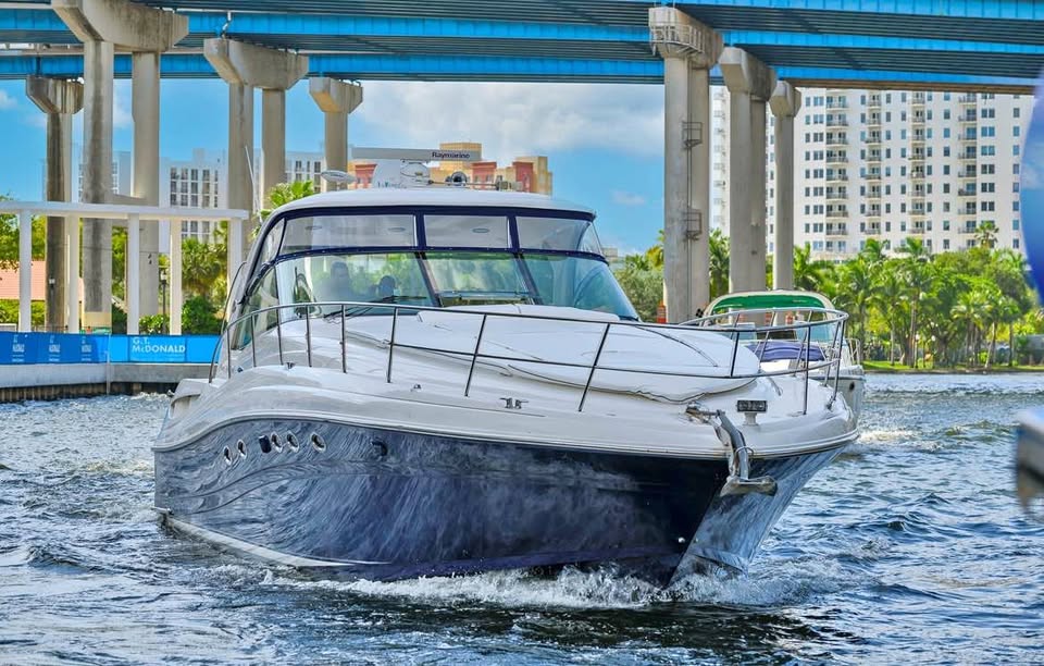 2005 Searay Sundancer 500 for sale in Miami, FL
