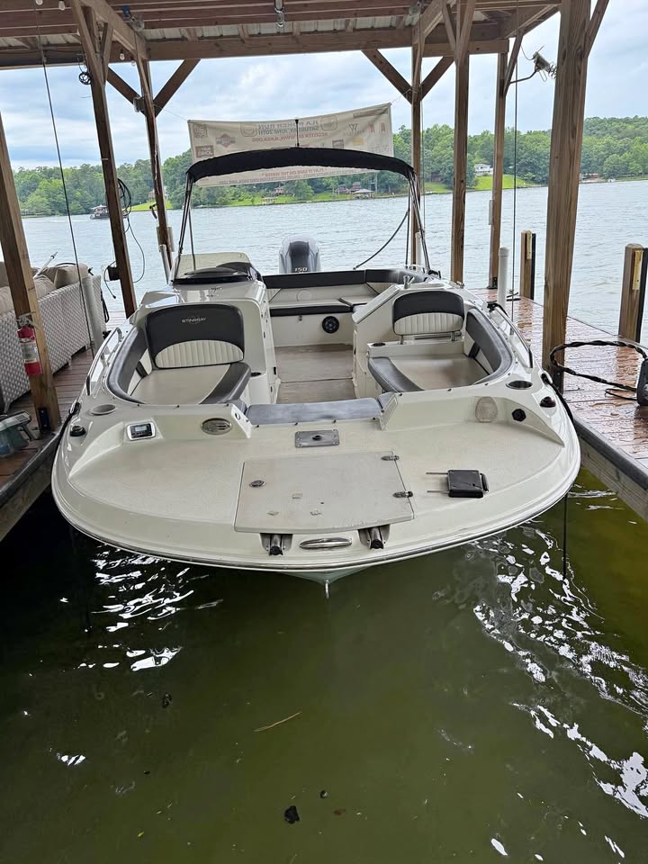 2018 Stingray 212sc for sale in Oxford, GA