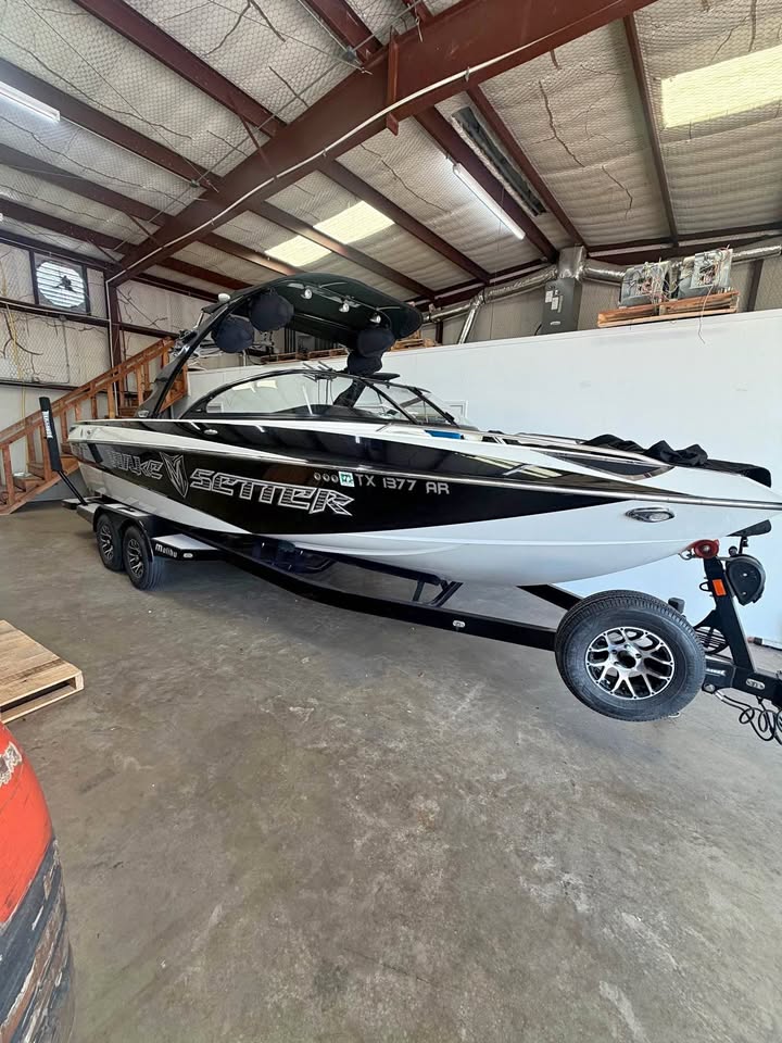 2008 Malibu 247 wake setter for sale in Rockwall, TX