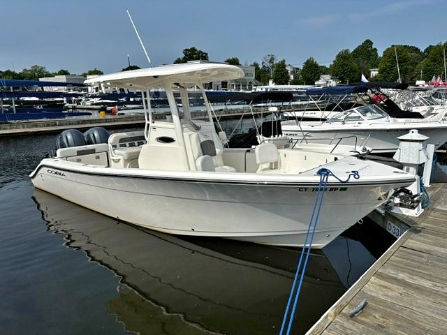 2024 Cobia 240 CC – Twin Yamaha F150s – Loaded – One Owner for sale in Greenwich, CT