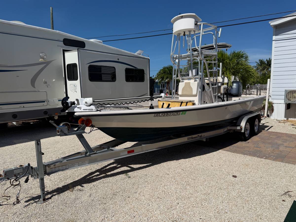 2005 22’ pathfinder for sale in Marathon