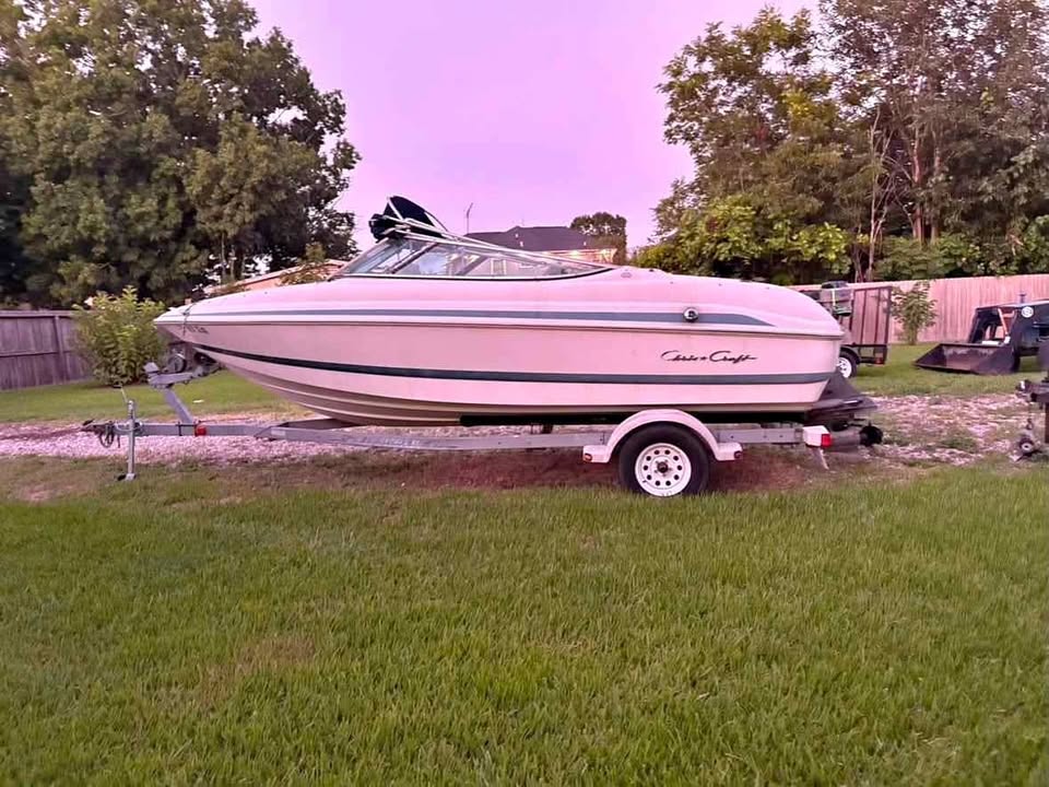 Running boat for sale / Chris craft 200 for sale in Pearland, TX
