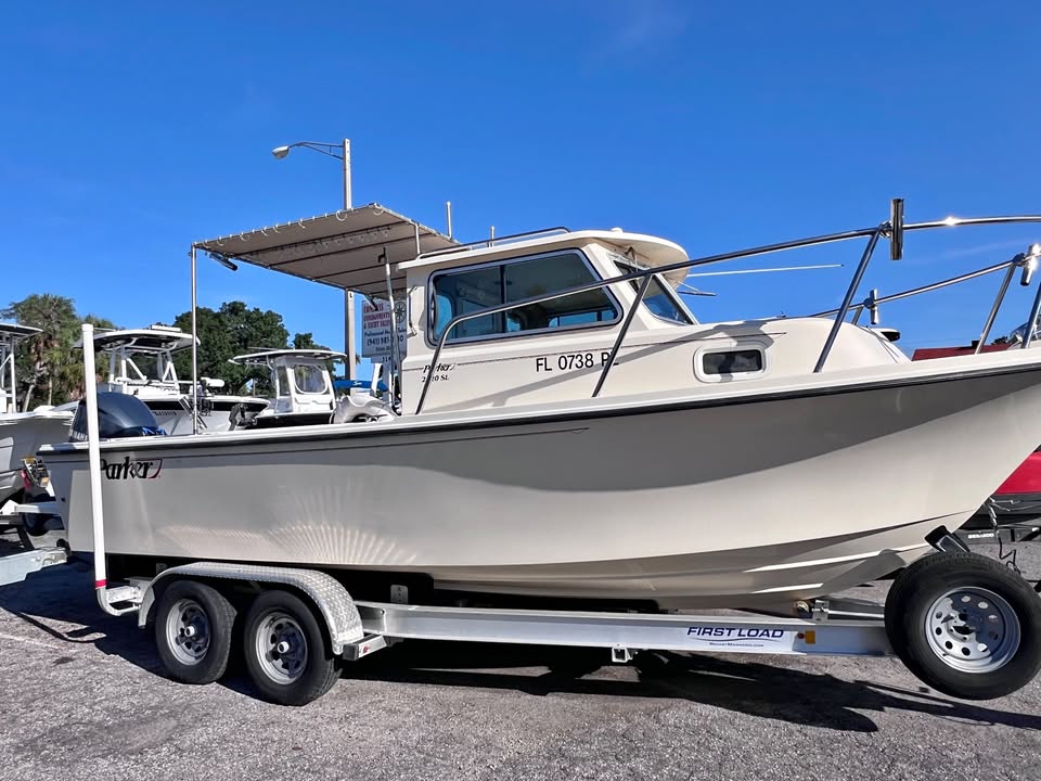 2012 Parker 2320 SL Sport Cabin for sale in Palmetto, FL