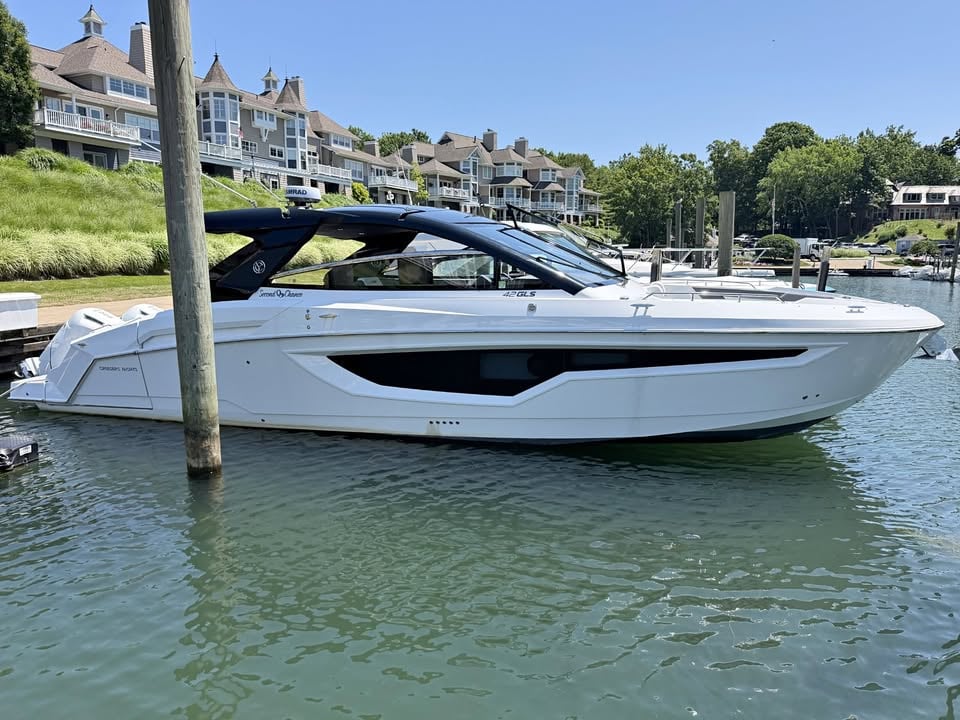 2024 Cruisers Yachts 42 GLS — Twin Mercury V12 600 for sale in Cleveland, OH
