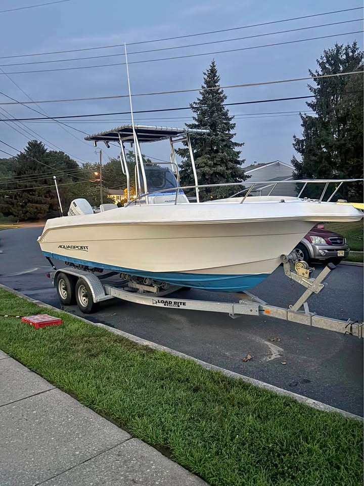 1998 Aquasport 205 Osprey w/ Johnson 150 for sale in Clementon, NJ