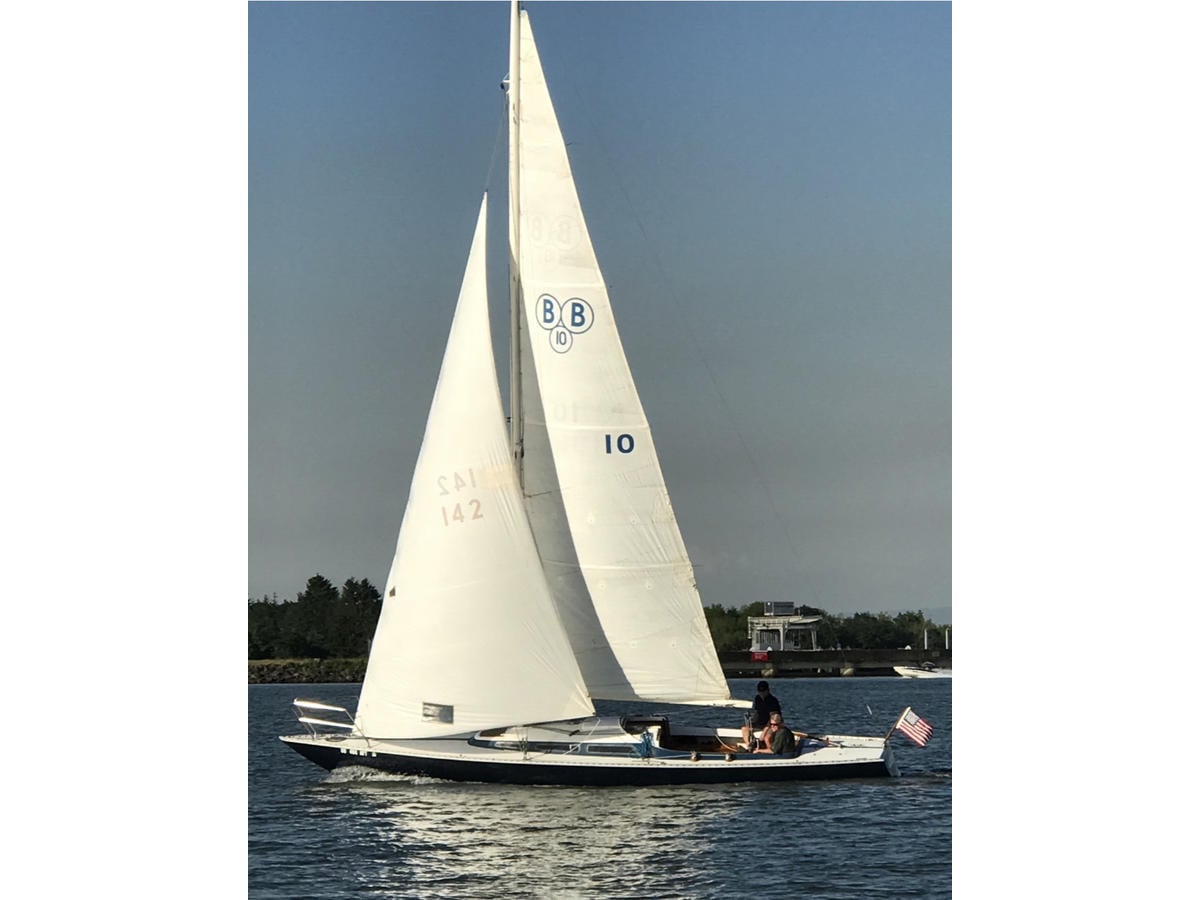 32.8' Borresen BB10 for sale in Oregon