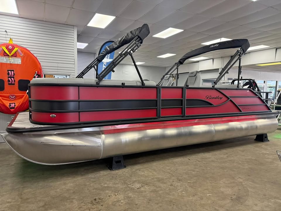 2026 Bentley Legacy 243 Swingback for sale in Oakwood, GA