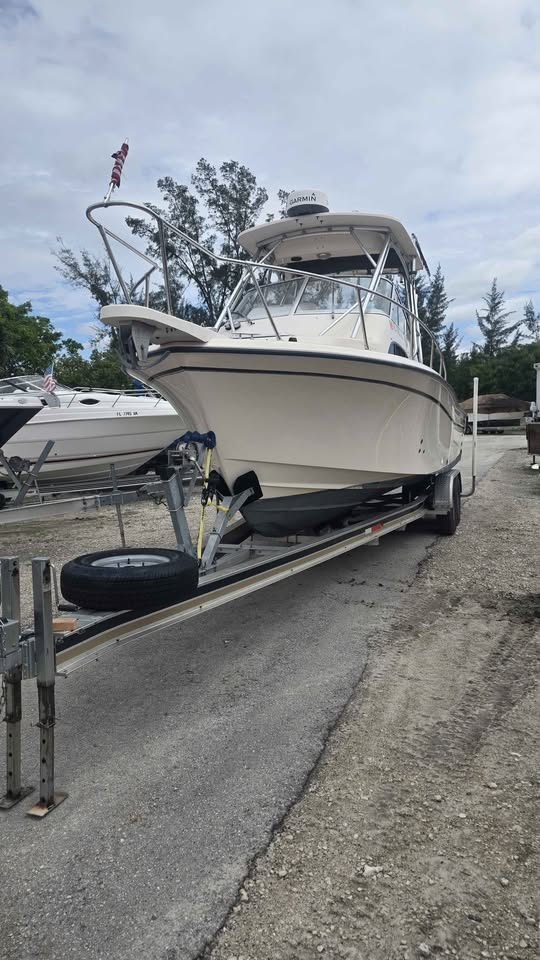 2006 28 Grady-White Fisherman WA walkaround Cuddy cabin boat for sale in Fort Lauderdale, FL