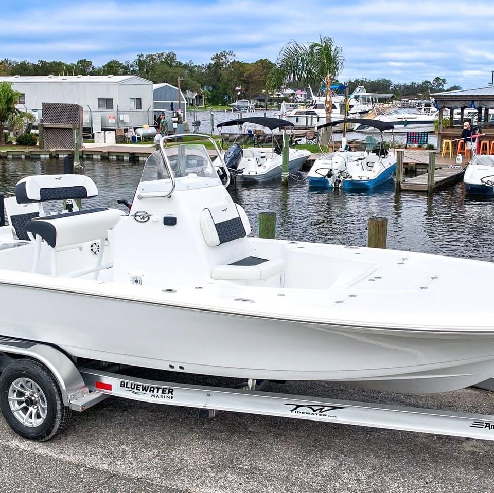 2027 Tidewater 2110 Bay Max for sale in Green Cove Springs, FL