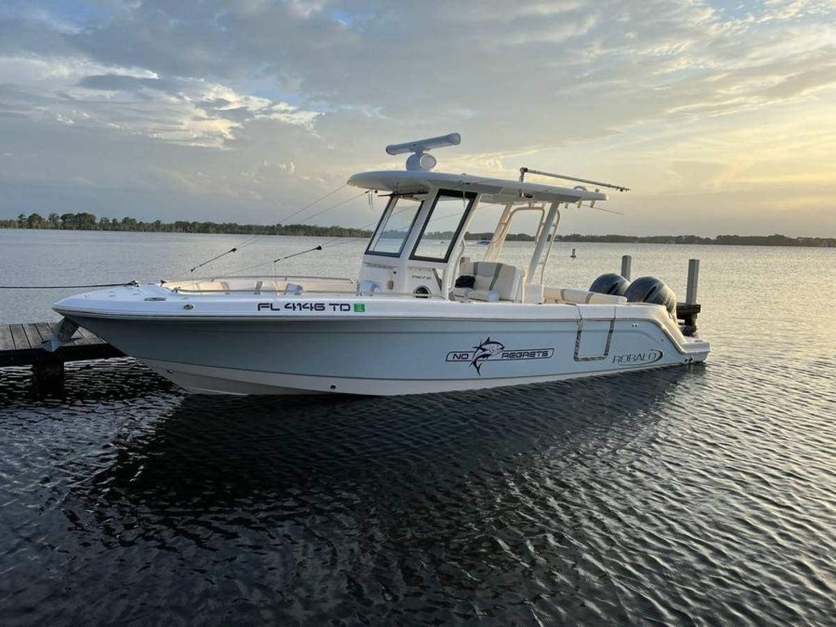 2022 Robalo R272 for sale in Cape Canaveral