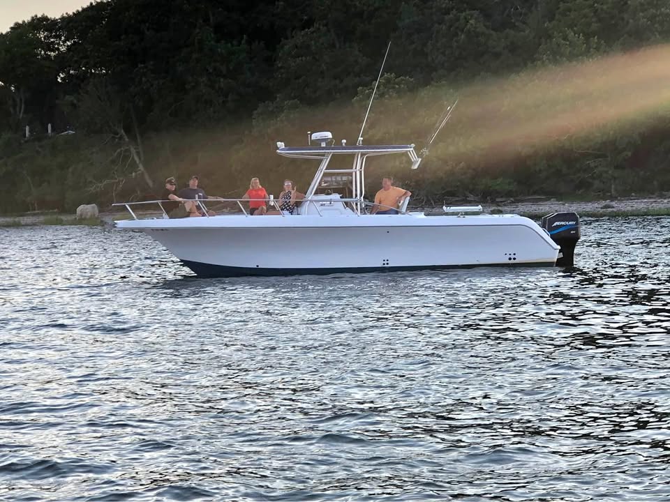 2000 Proline 30 sport for sale in East Setauket, NY