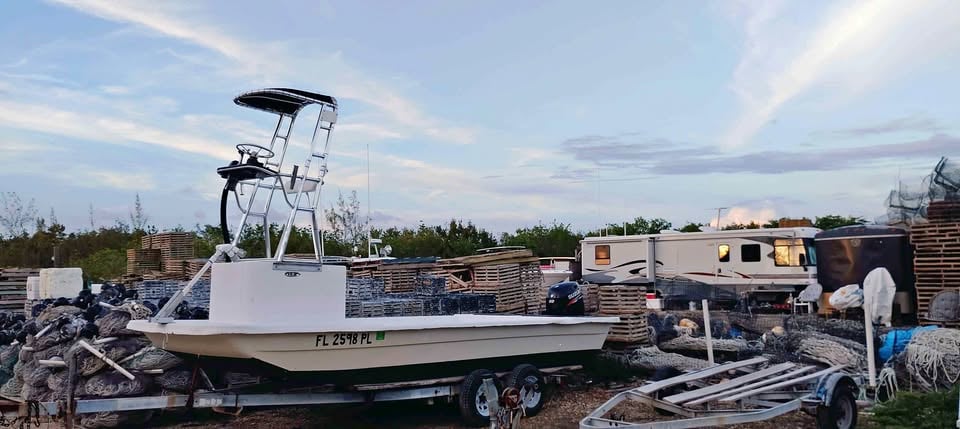 21' Carolina skiff bully net tower boat for sale in Big Pine Key, FL
