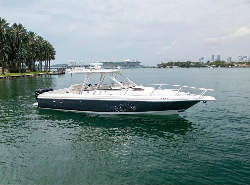 2006 Intrepid 35’ for sale in Miami Beach, FL