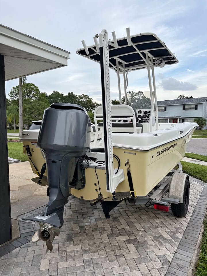 2019 Clearwater 2000 hull Boat for sale in Tampa, FL