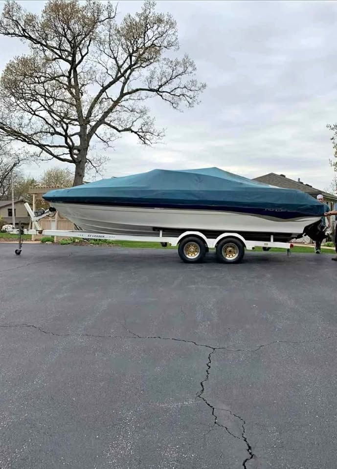 2000 Monterey montura 236br for sale in Antioch, IL