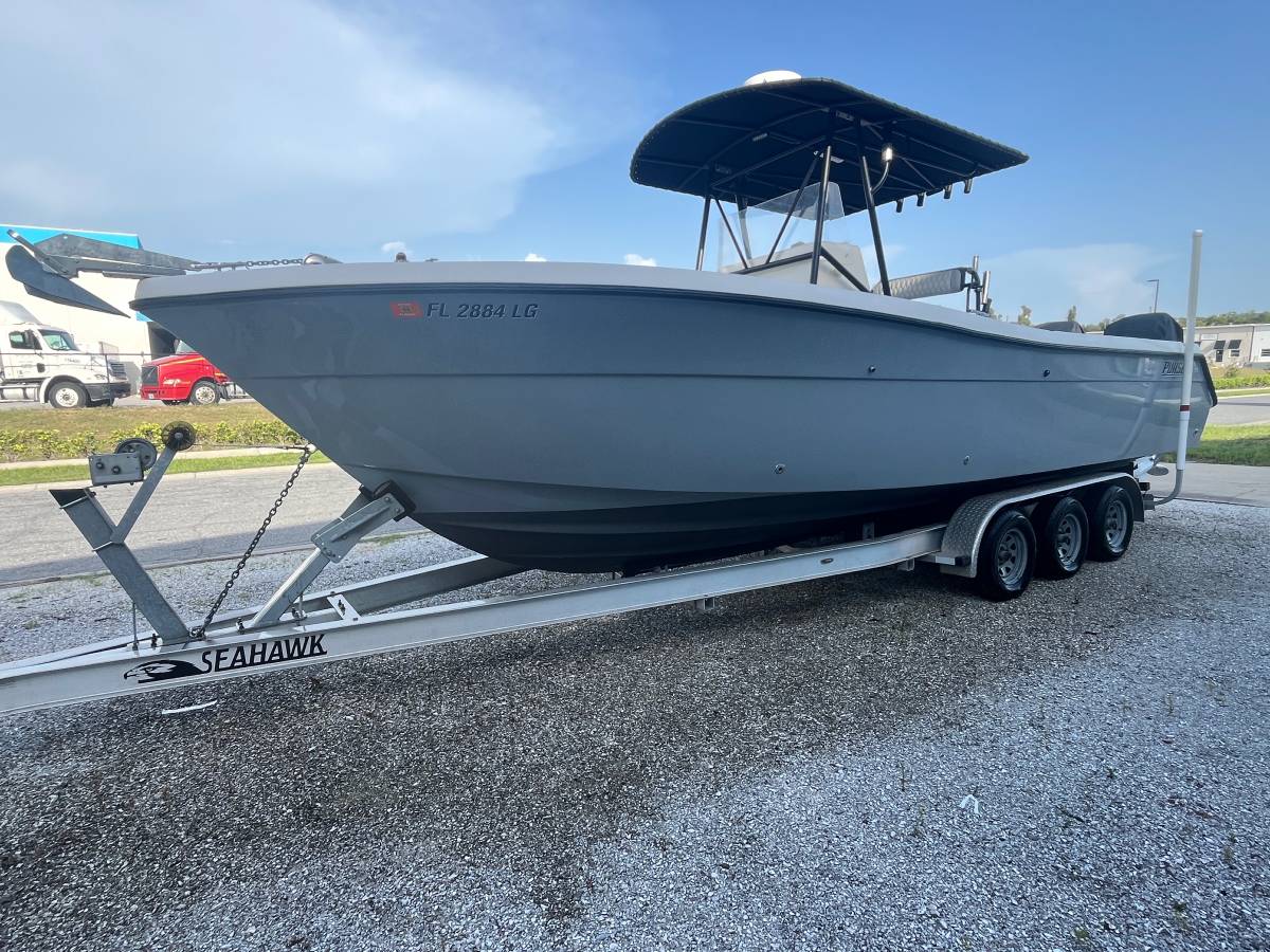 ‘99 Pursuit 2870 center console w/ 300 Suzuki’s for sale in Pinellas Park