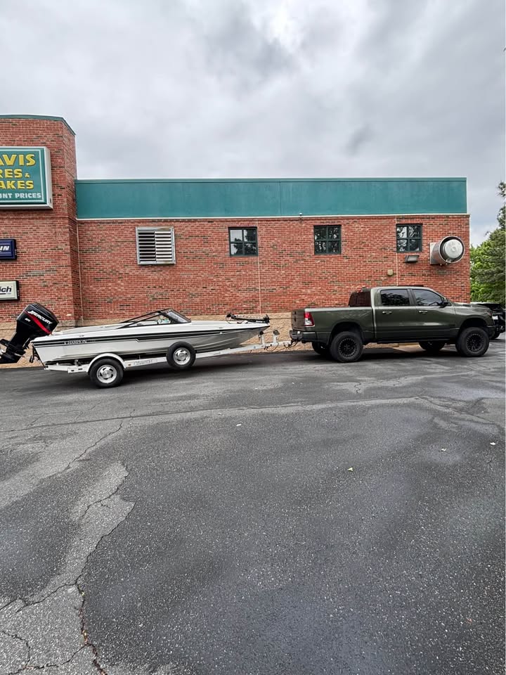2000 Champion bass/ski for sale in Raleigh, NC