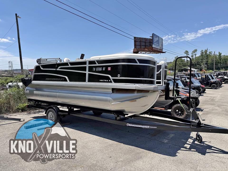 2025 Princecraft vectra 19L pontoon Call Greg at 865/384/4733 for sale in Farragut, TN
