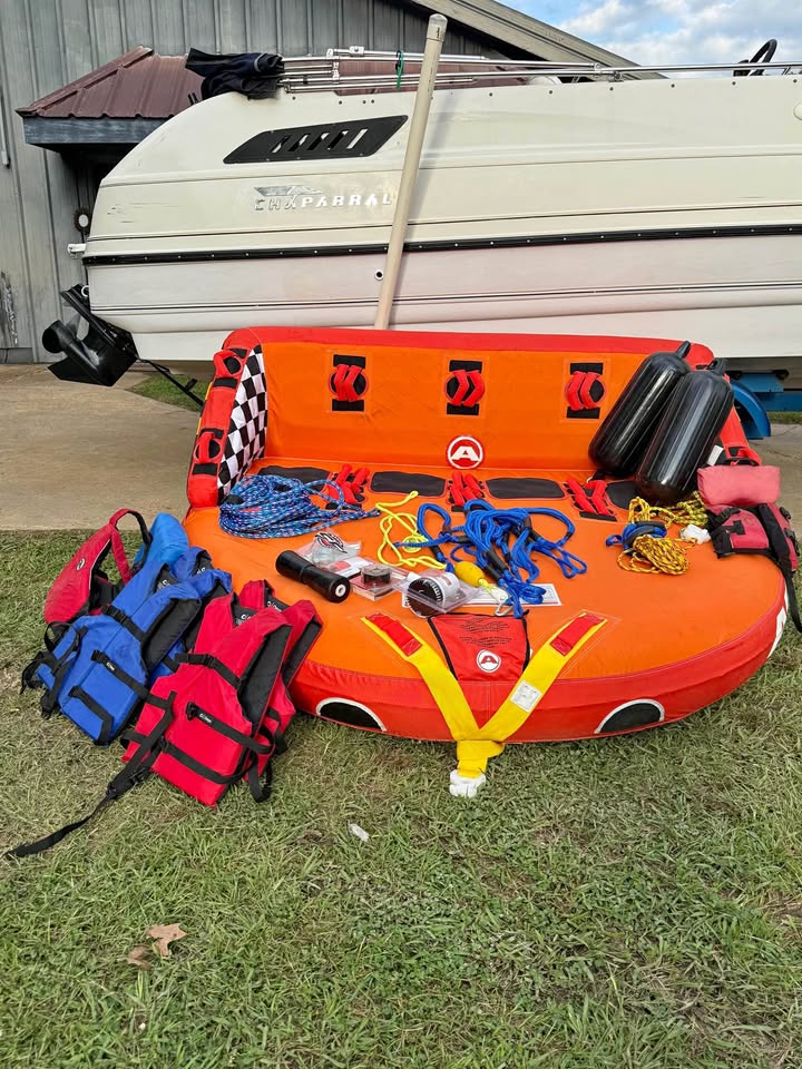 1995 Chaparral Sunseta 250 for sale in Nesbit, MS
