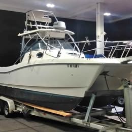 1998 World Cat sportfish for sale in Lahaina, HI