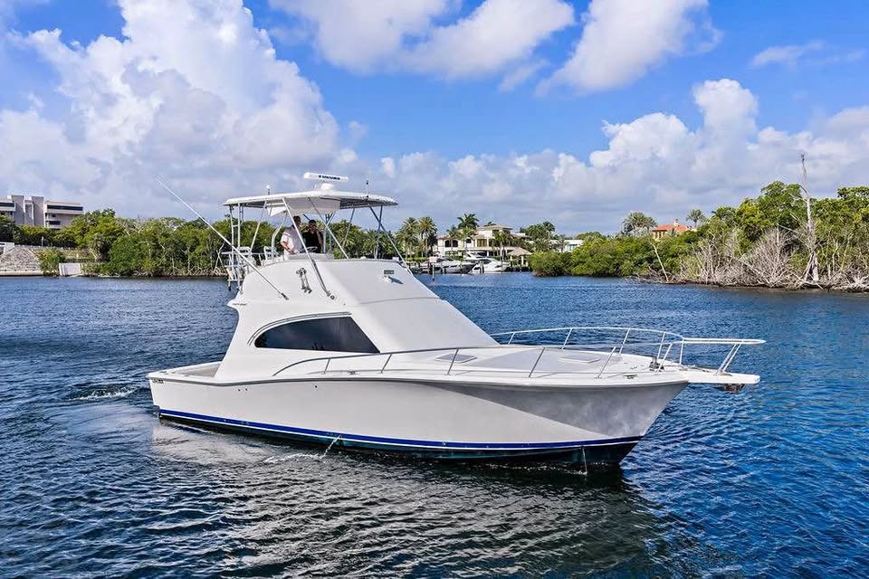 2005 38’ Luhrs for sale in Boca Raton, FL