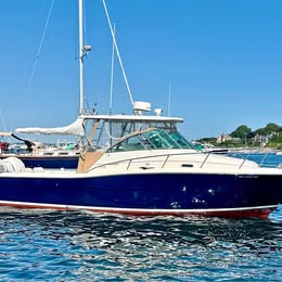 2001 Pursuit 3070 Offshore for sale in Marblehead, MA
