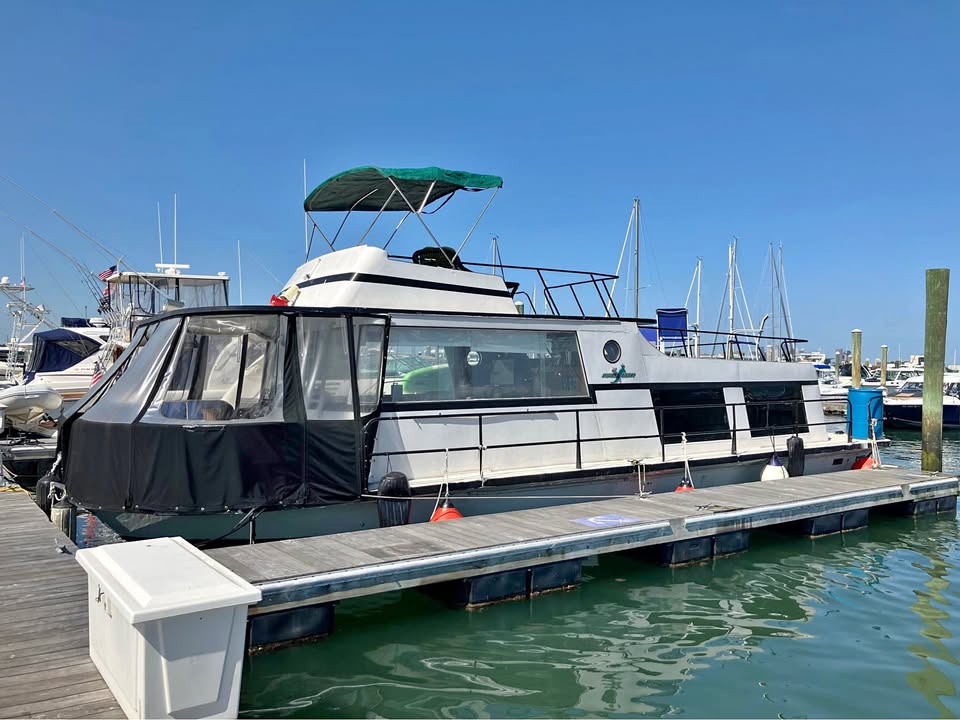 1974 Kingcraft 44ft Houseboat for sale in Dorchester, MA