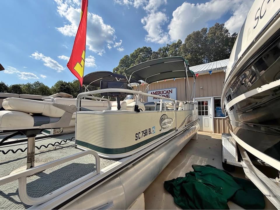 2001 pontoon boat for sale in Seneca, SC