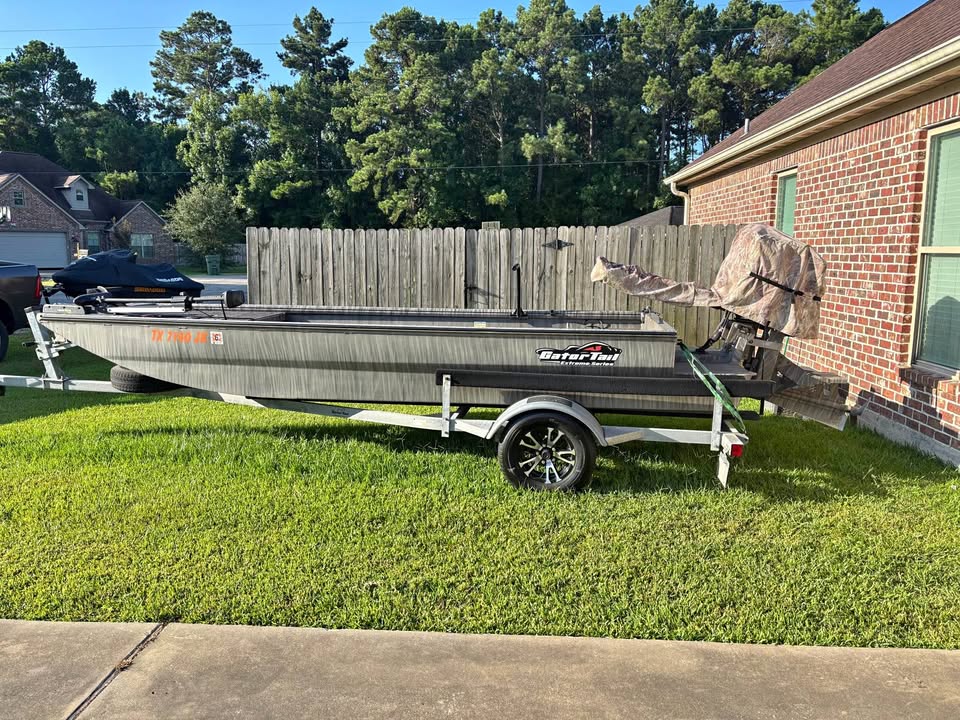 2021 Gatortail 17x48 and 25 big block rig for sale in Orange, TX