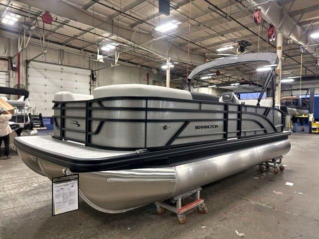 2027 Bennington S-One Swingback 22 S1SB Tritoon 😎 0 Hours for sale in Wayzata, MN