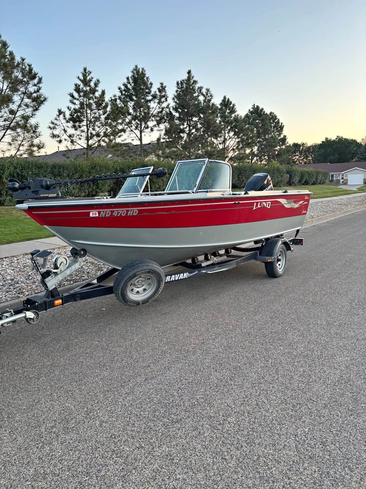 2004 Lund 1800 Fisherman Adventure for sale in Minot, ND