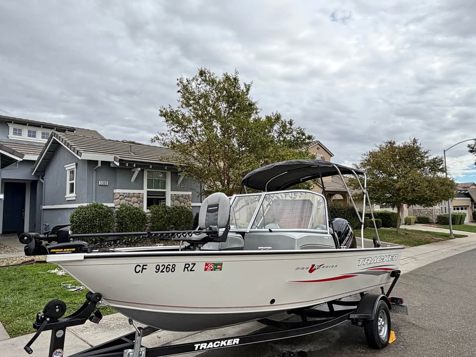 2019 Tracker Pro v16 guide for sale in Rancho Cordova, CA