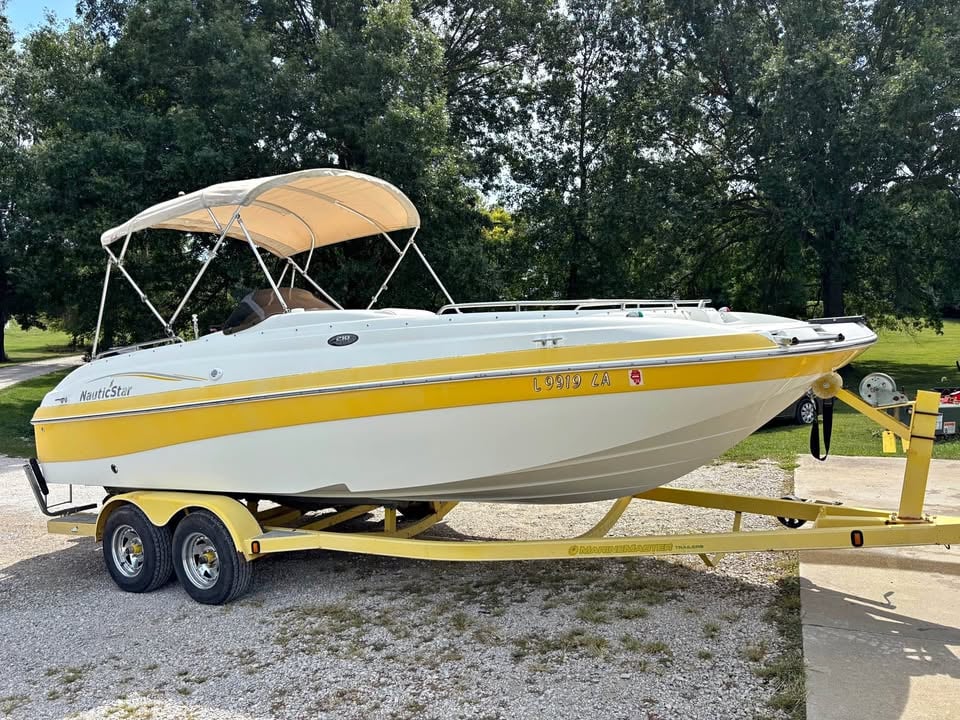 2005 Nautic Star 210 Sport Deck for sale in Taylorville, IL