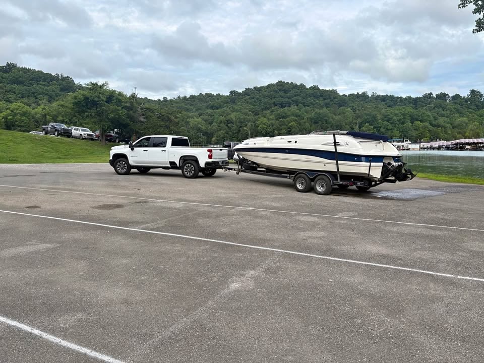 98 chapperal deck boat for sale in Lewisburg, TN