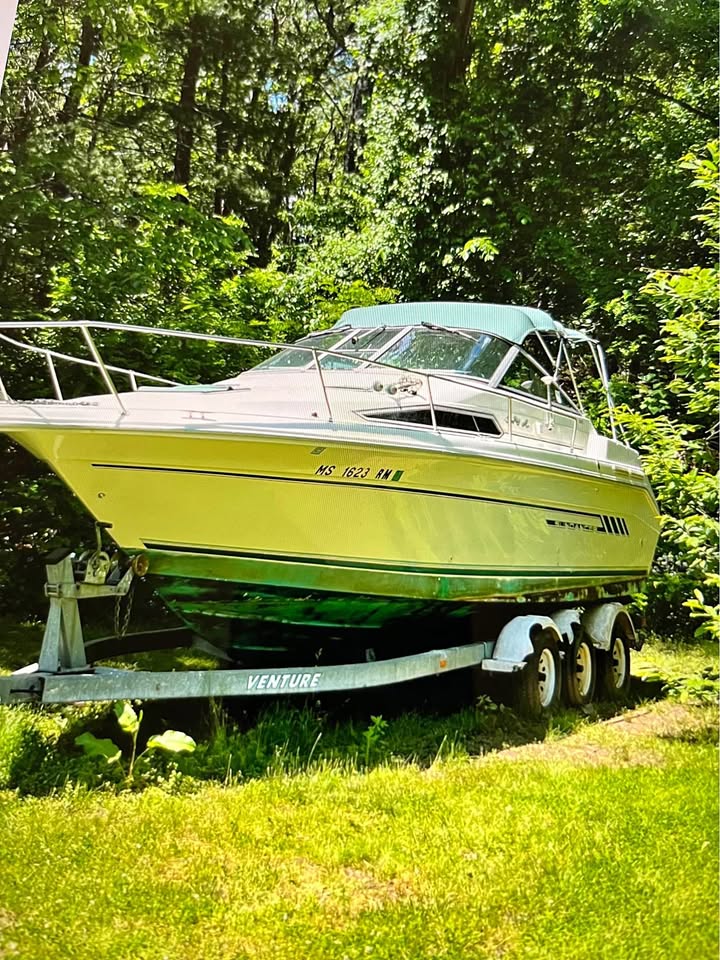 Sea Ray Sundancer 270 Boat with Venture Trailer for sale in Marlborough, MA
