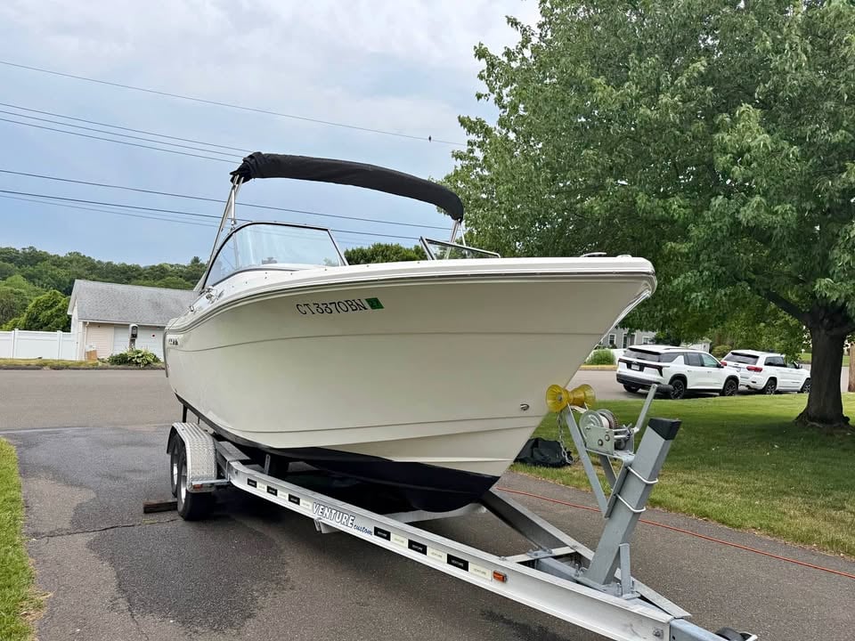 2017 Cobia DC 220 for sale in North Haven, CT