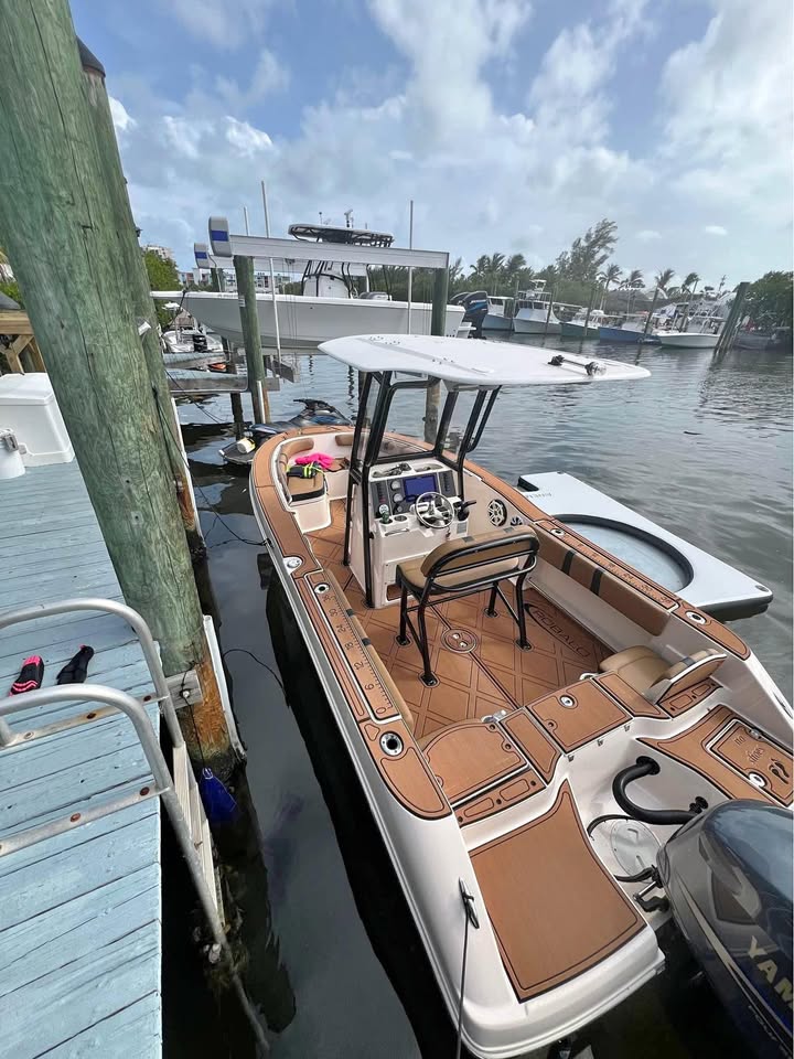 2016 Robalo R200 for sale in Miami Lakes, FL
