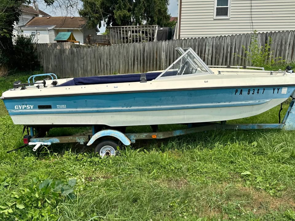 MFG Gypsy tri-hull for sale in Belle Vernon, PA