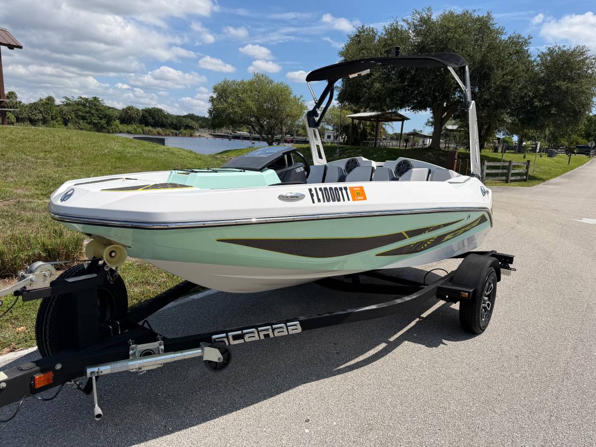 2023 Scarab 165 300hp Clean low hours for sale in treasure