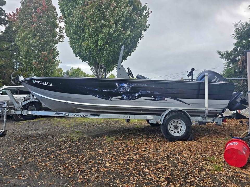 1988 Smokercraft Center console for sale in Clackamas, OR